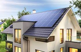 fotovoltaické panely instalované na střeše